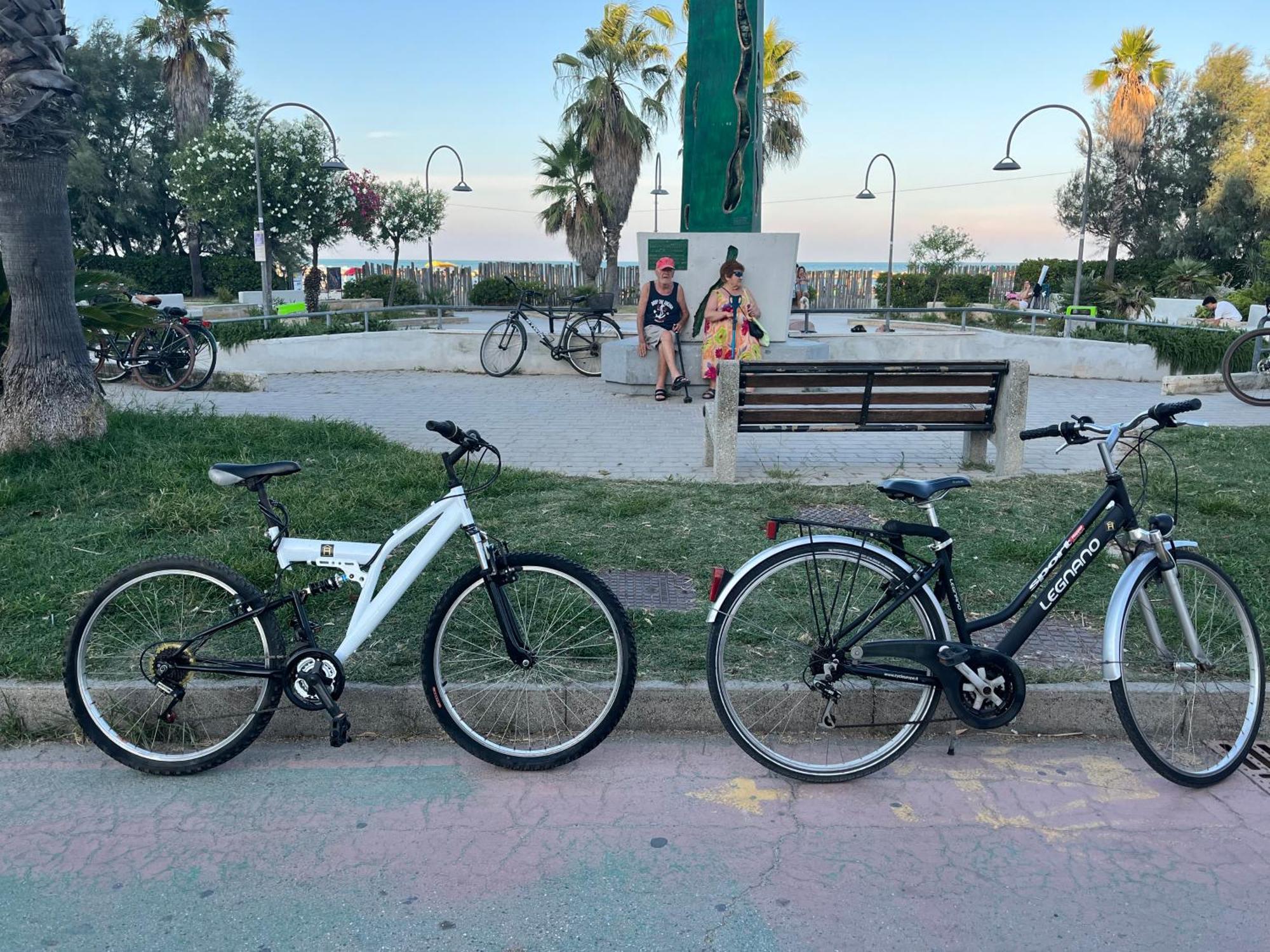 Apartamento Bomboniera A Due Passi Dal Mare-Fh San Benedetto del Tronto Exterior foto